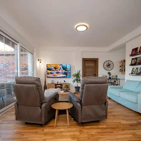 Alegria - Serbia, * Topola